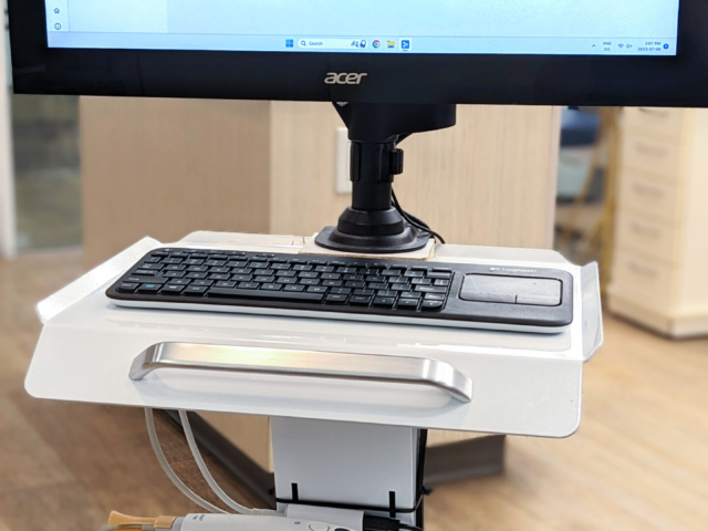 Medit Scanning Cart - First Impression Orthodontics